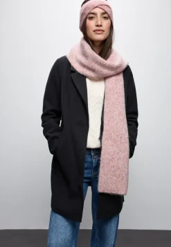 Bandeau au look torsadé
