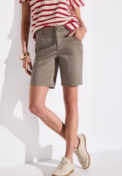 Bermuda en satin