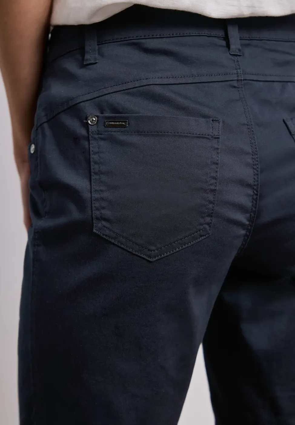Bermuda Mid Waist en satin