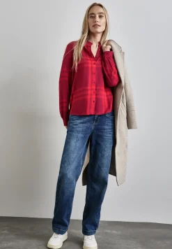 Blouse à carreaux avec volants