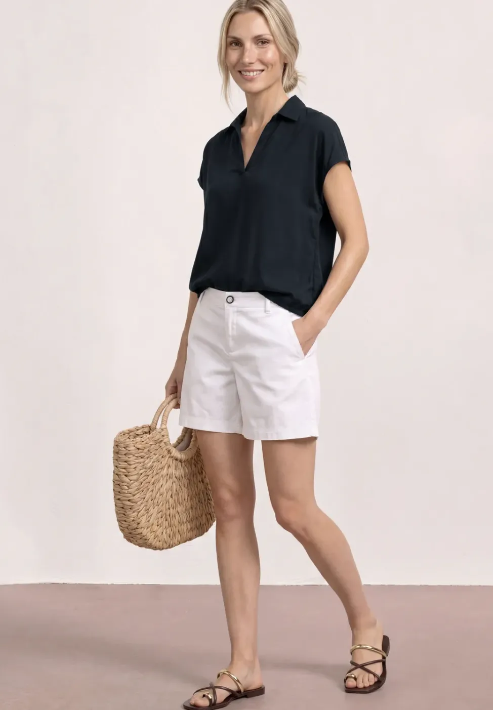 Blouse à col chemise et ourlet élastiqué