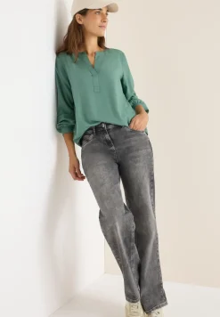 Blouse à col fendu
