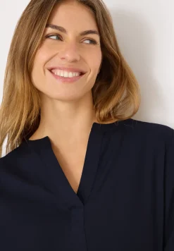 Blouse à col fendu