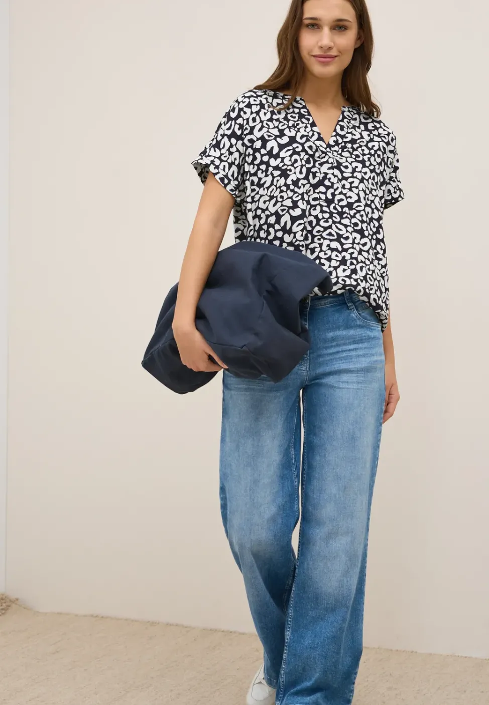 Blouse à col fendu à motifs