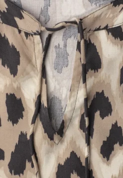 Blouse à col fendu avec détail smocké