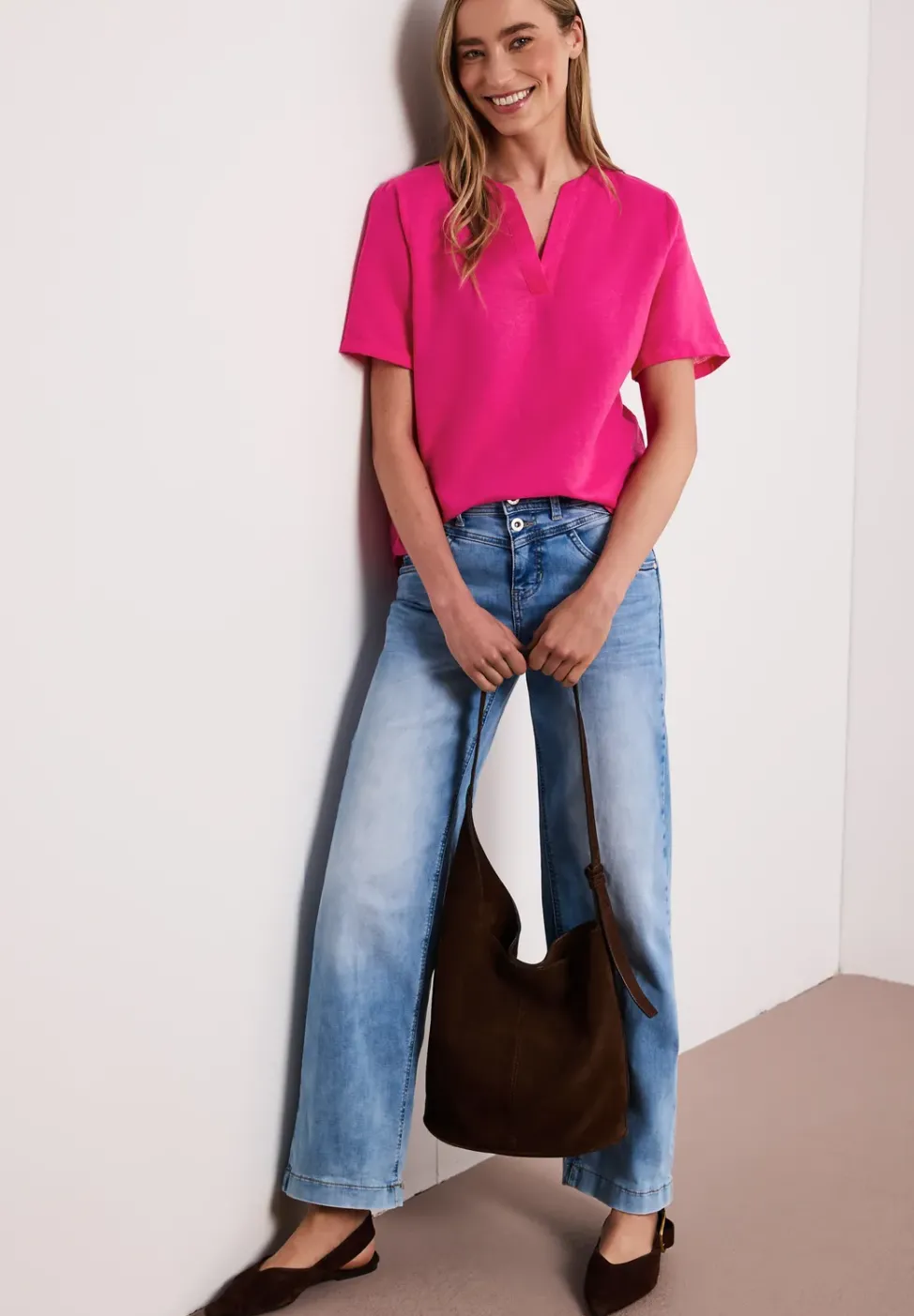 Blouse à col fendu en lin mélangé