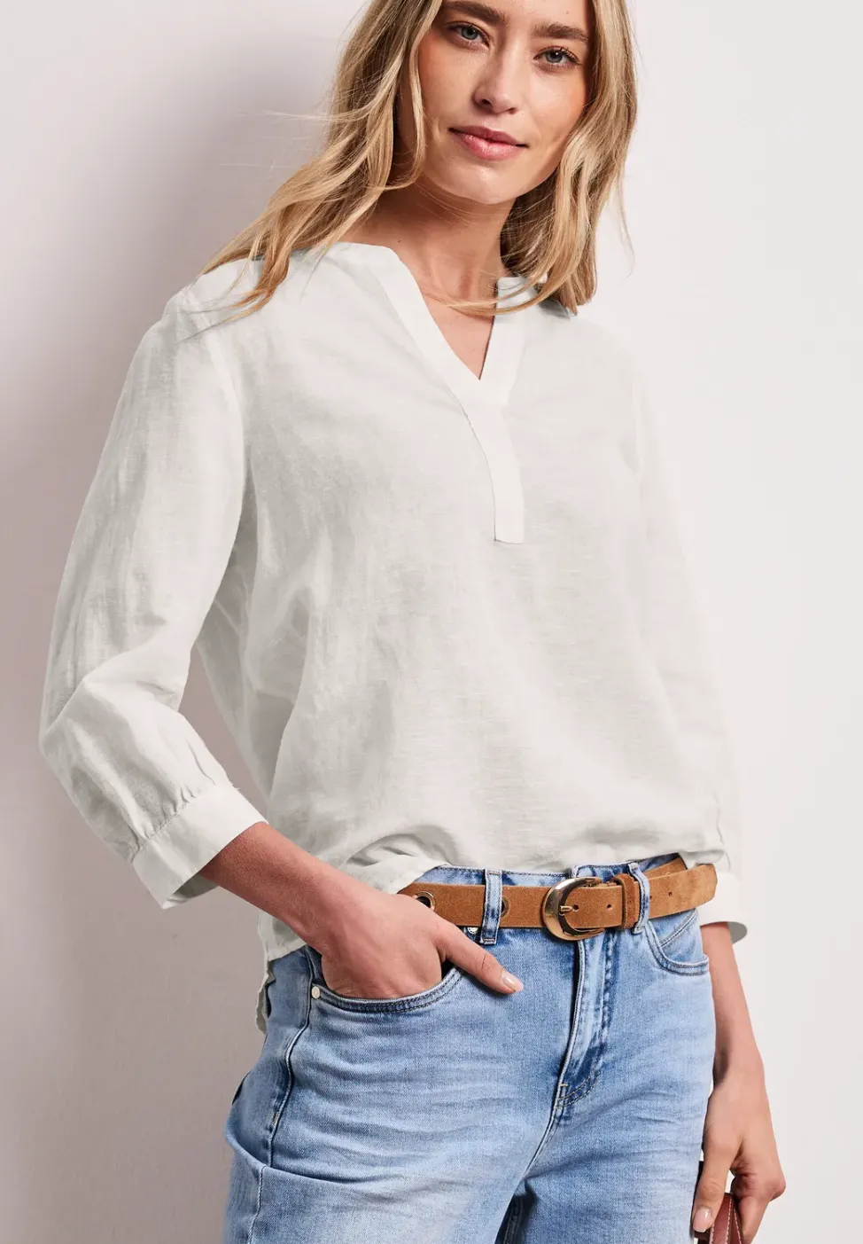 Blouse à col fendu en lin mélangé