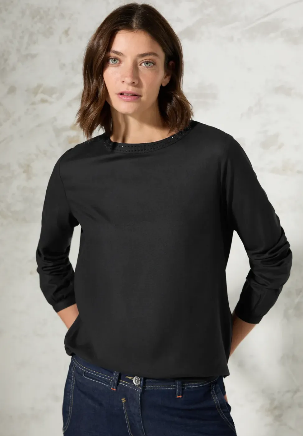 Blouse à col rond