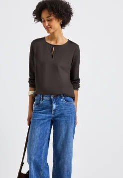 Blouse à col rond avec découpe