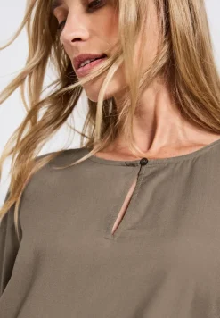 Blouse à col rond avec découpe