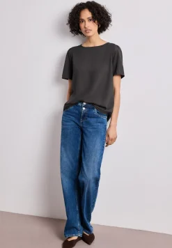 Blouse à col rond et manches courtes bouffantes