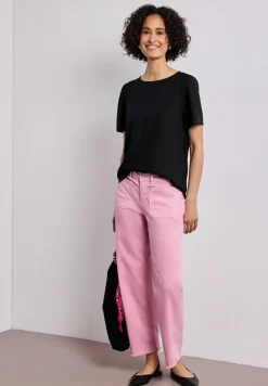 Blouse à col rond et manches courtes bouffantes