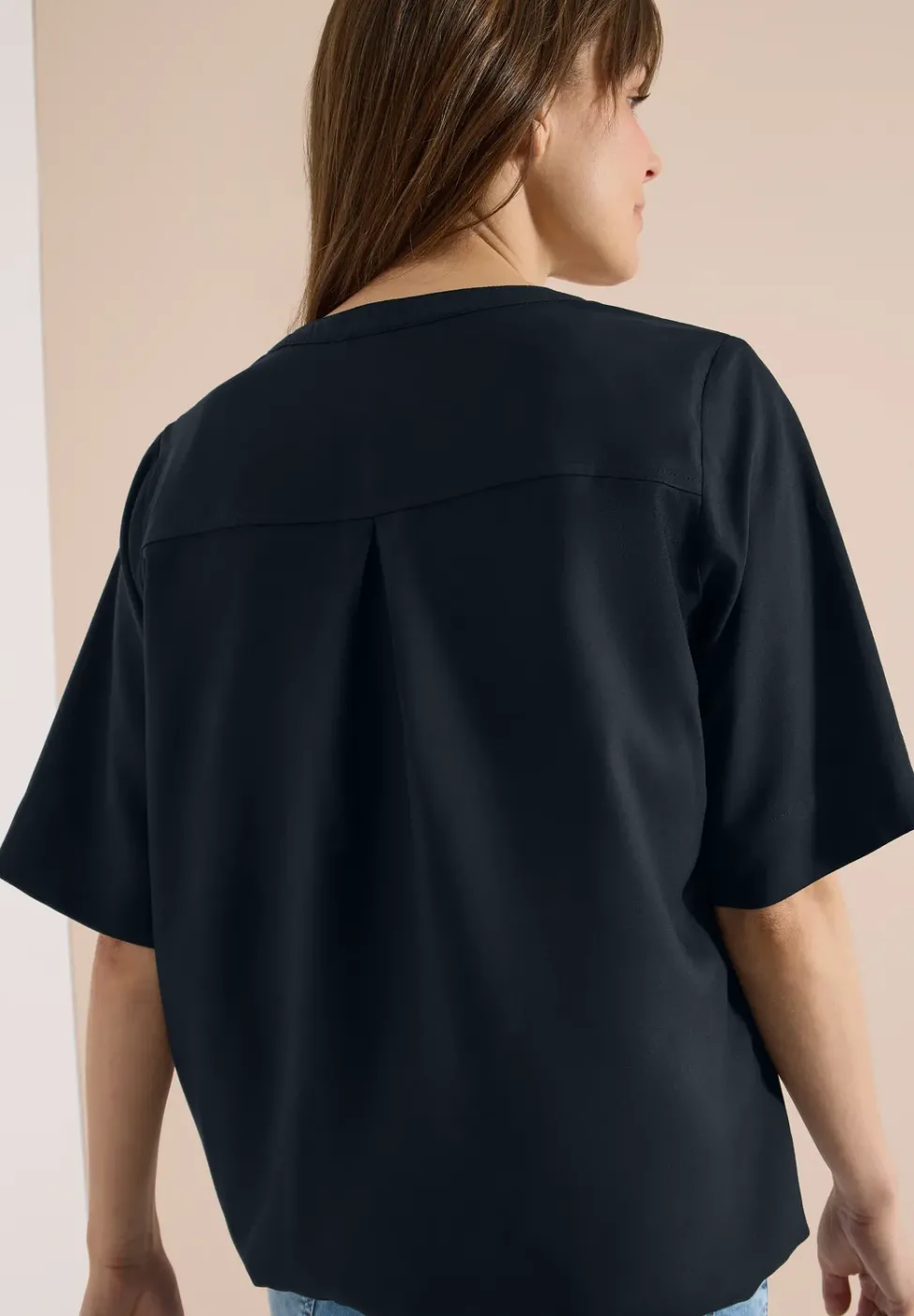 Blouse à manches 3/4 avec col fendu