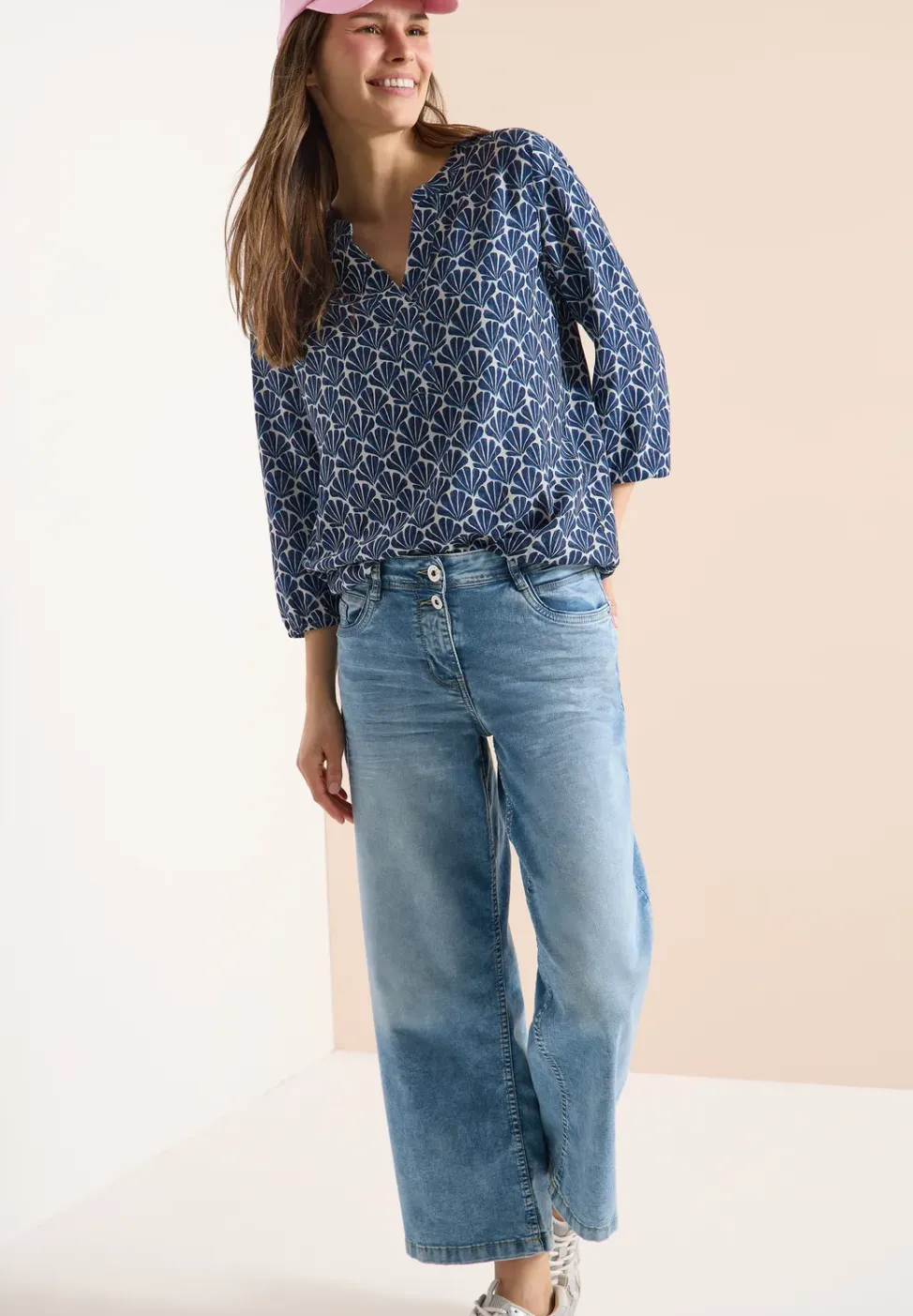 Blouse à manches 3/4 avec détails scintillants