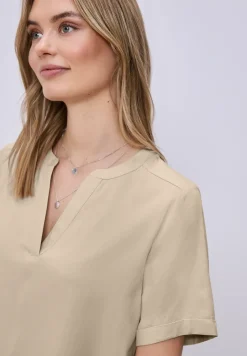 Blouse à manches courtes avec turn-up