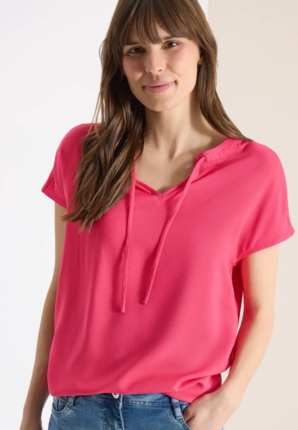 Blouse à manches courtes avec mélange de structures