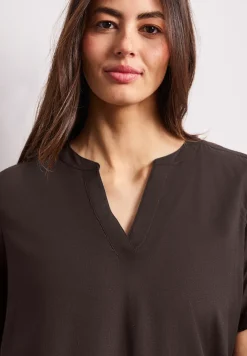 Blouse à manches courtes avec turn-up