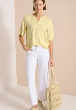 Blouse à manches courtes avec col fendu