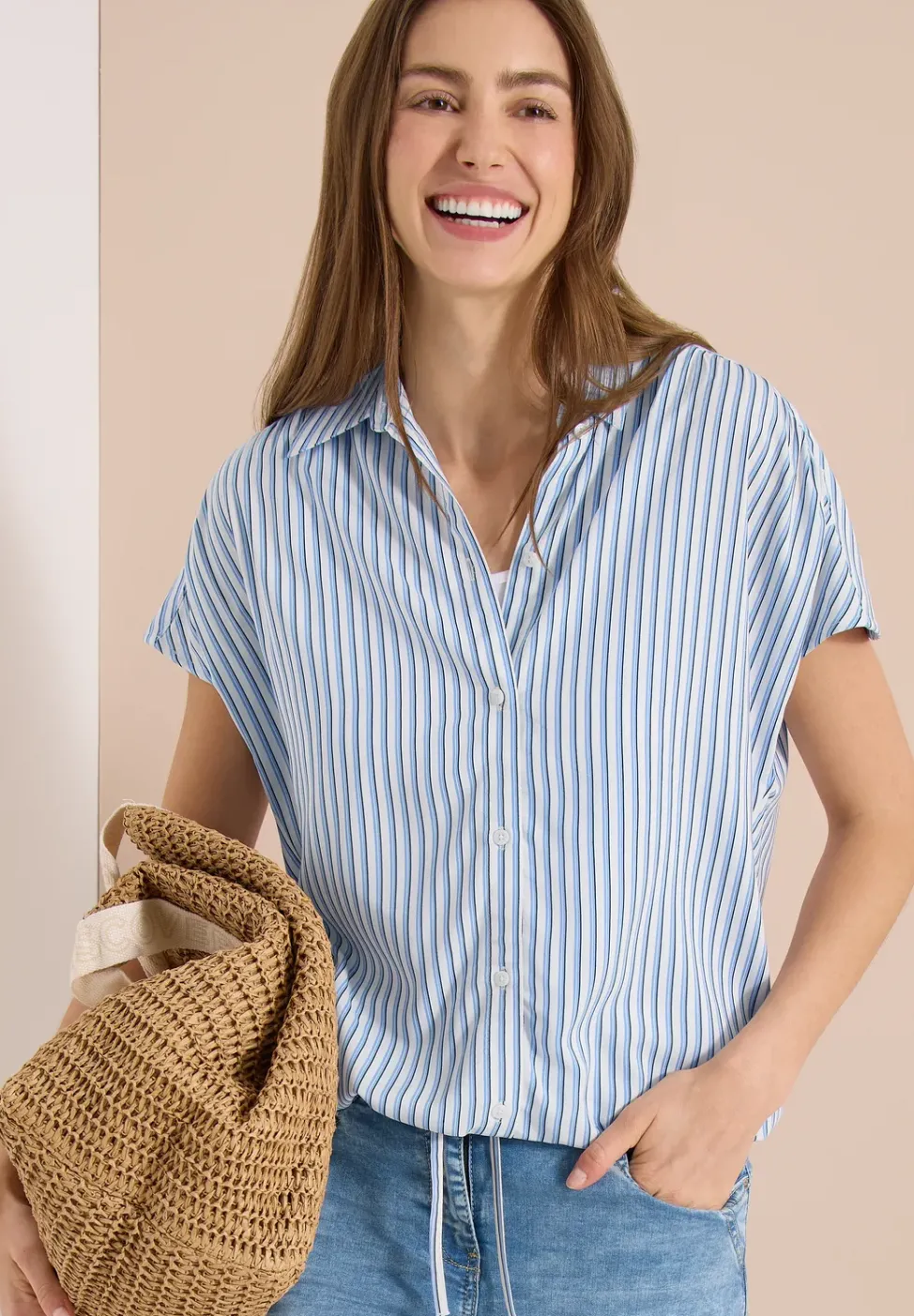 Blouse à manches courtes avec motif à rayures