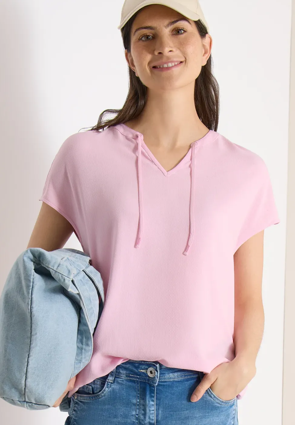 Blouse à manches courtes avec mélange de structures