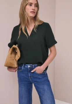 Blouse à manches courtes en qualité mousseline