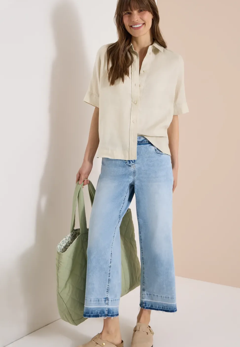 Blouse à manches courtes en pur lin