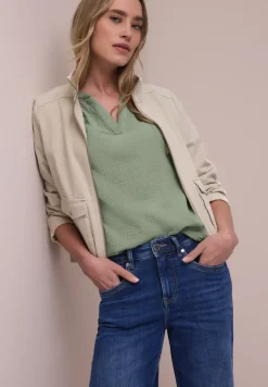 Blouse à manches courtes en qualité mousseline
