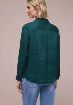 Blouse à manches longues avec poches sur la poitrine