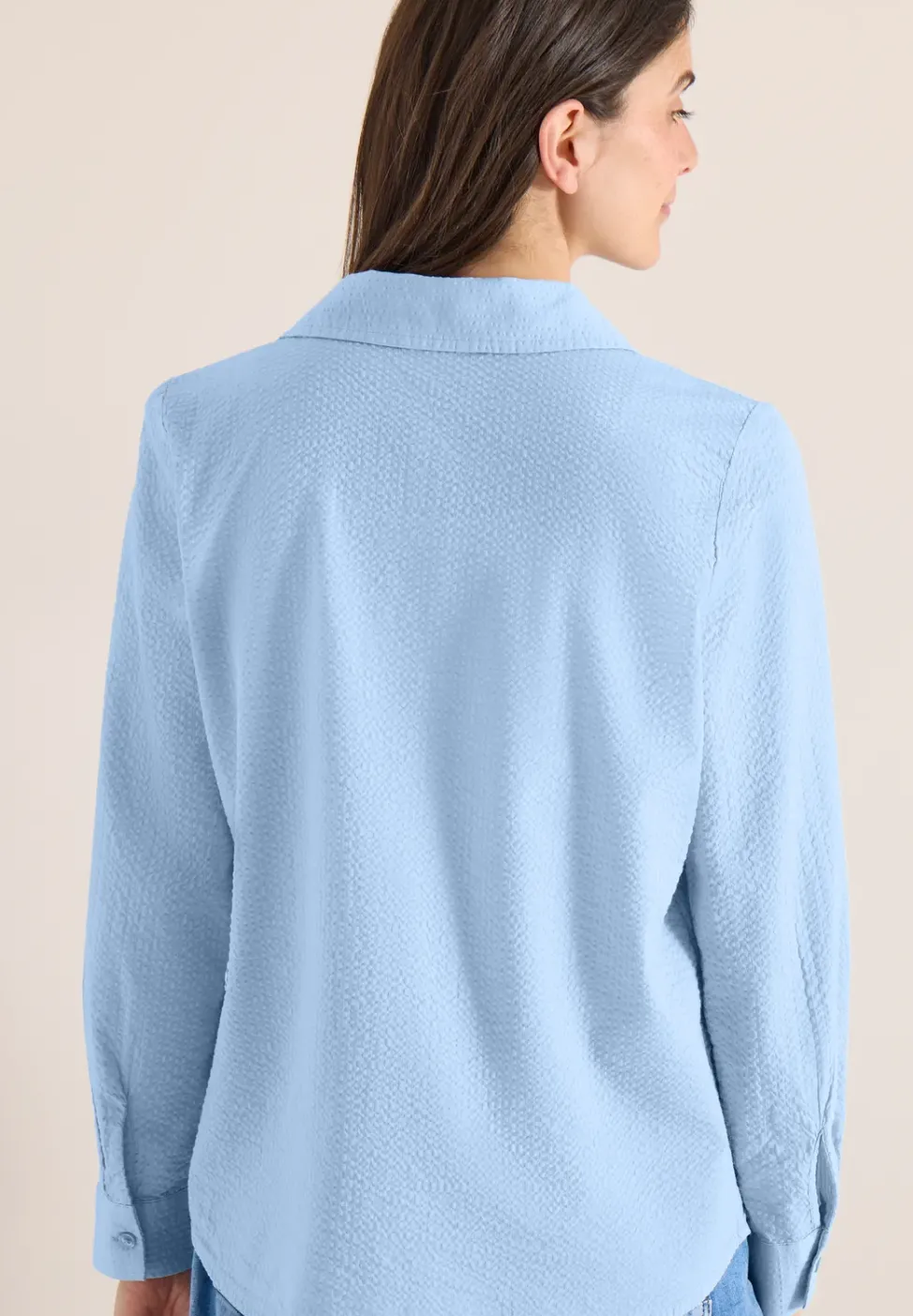 Blouse à manches longues avec structure et boutons