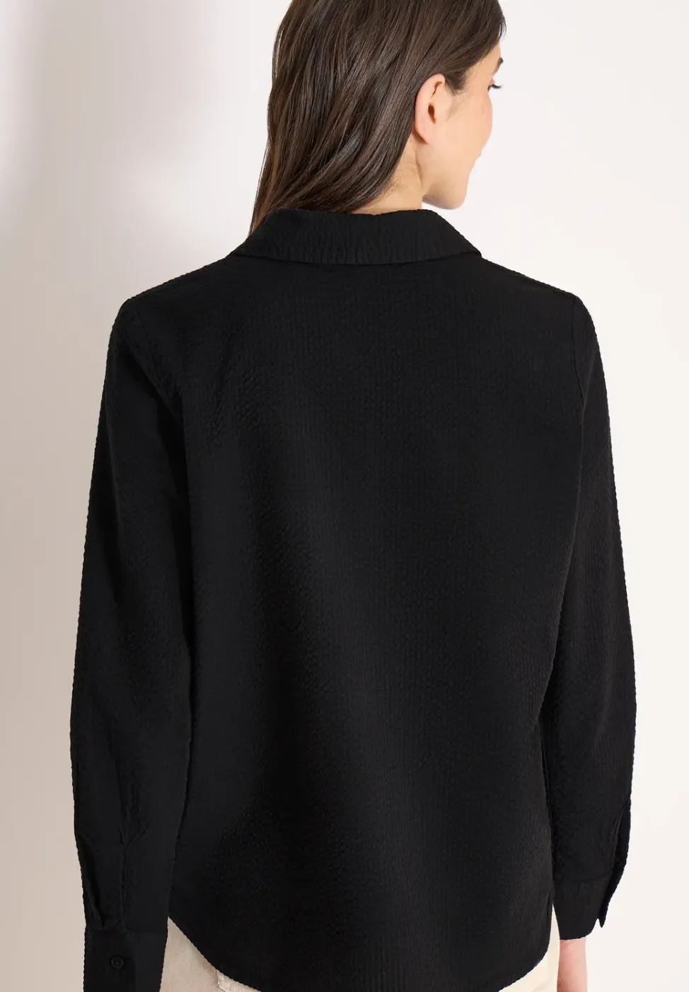 Blouse à manches longues avec structure et boutons