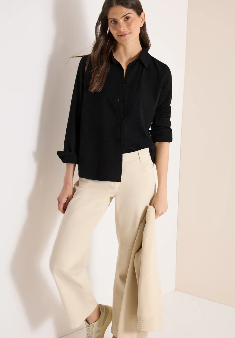 Blouse à manches longues avec structure et boutons