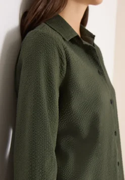 Blouse à manches longues avec structure et boutons