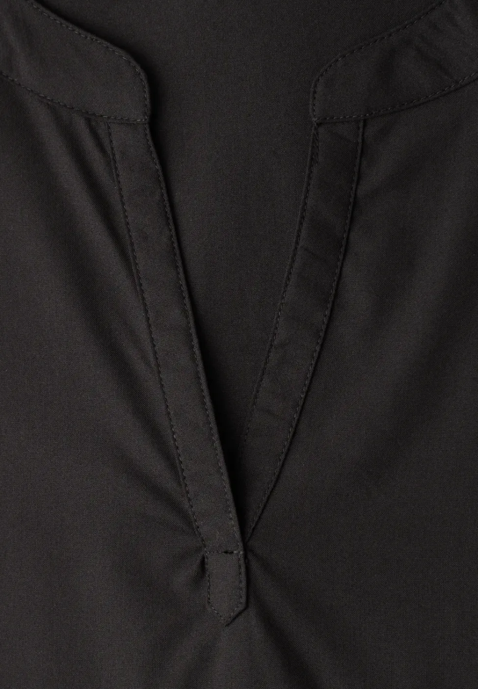 Blouse à épaules tombantes avec col fendu