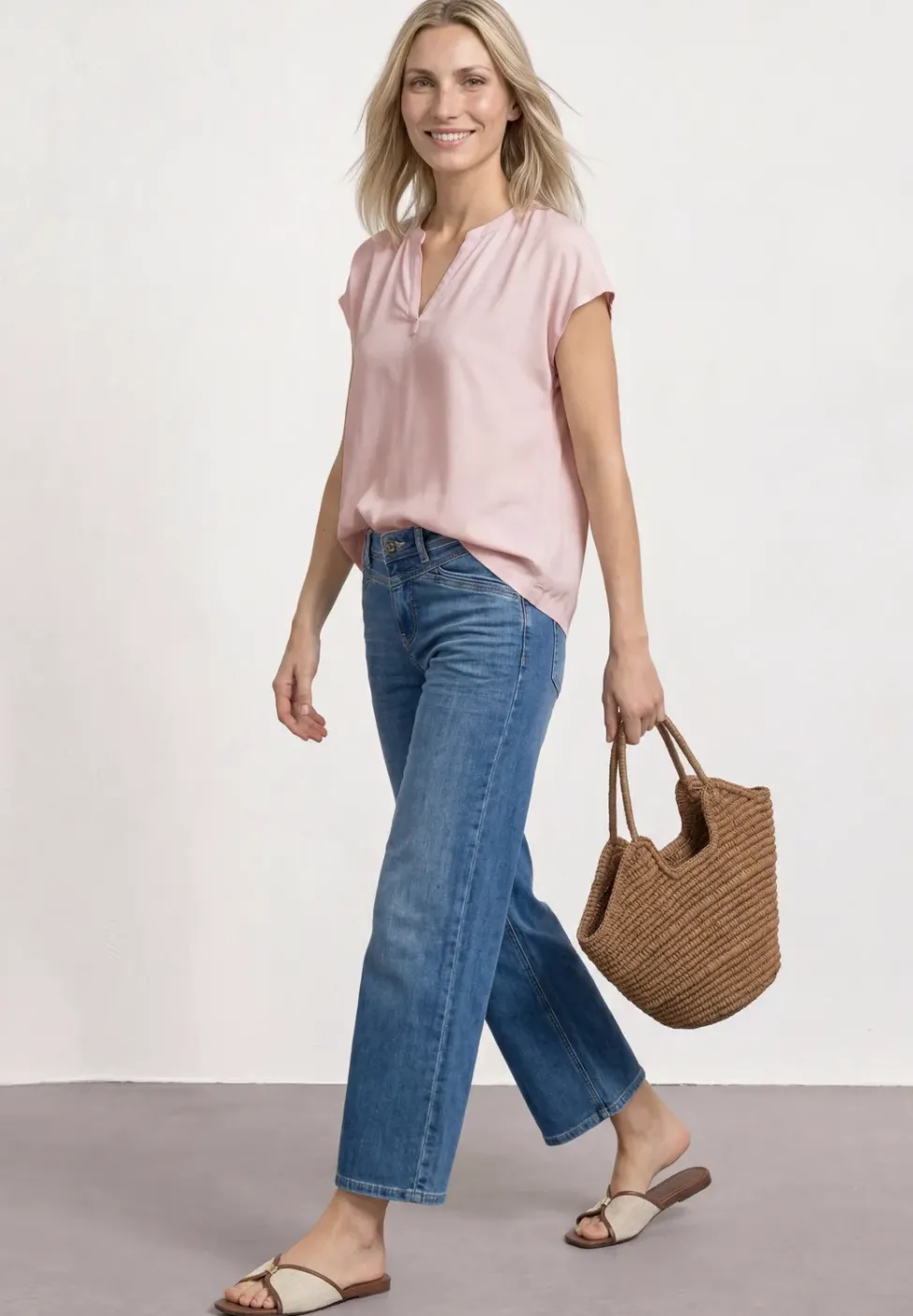 Blouse à épaules tombantes avec col fendu