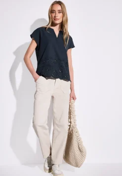Blouse avec broderie