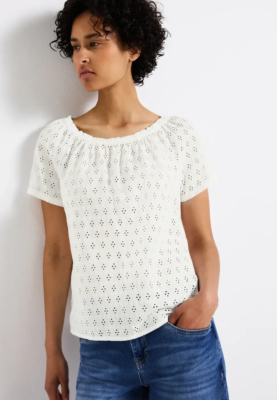 Blouse avec broderie ajourée