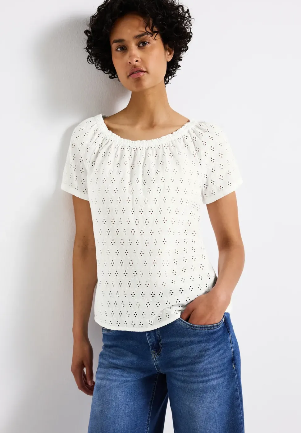 Blouse avec broderie ajourée