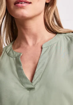 Blouse avec col fendu et turn-up