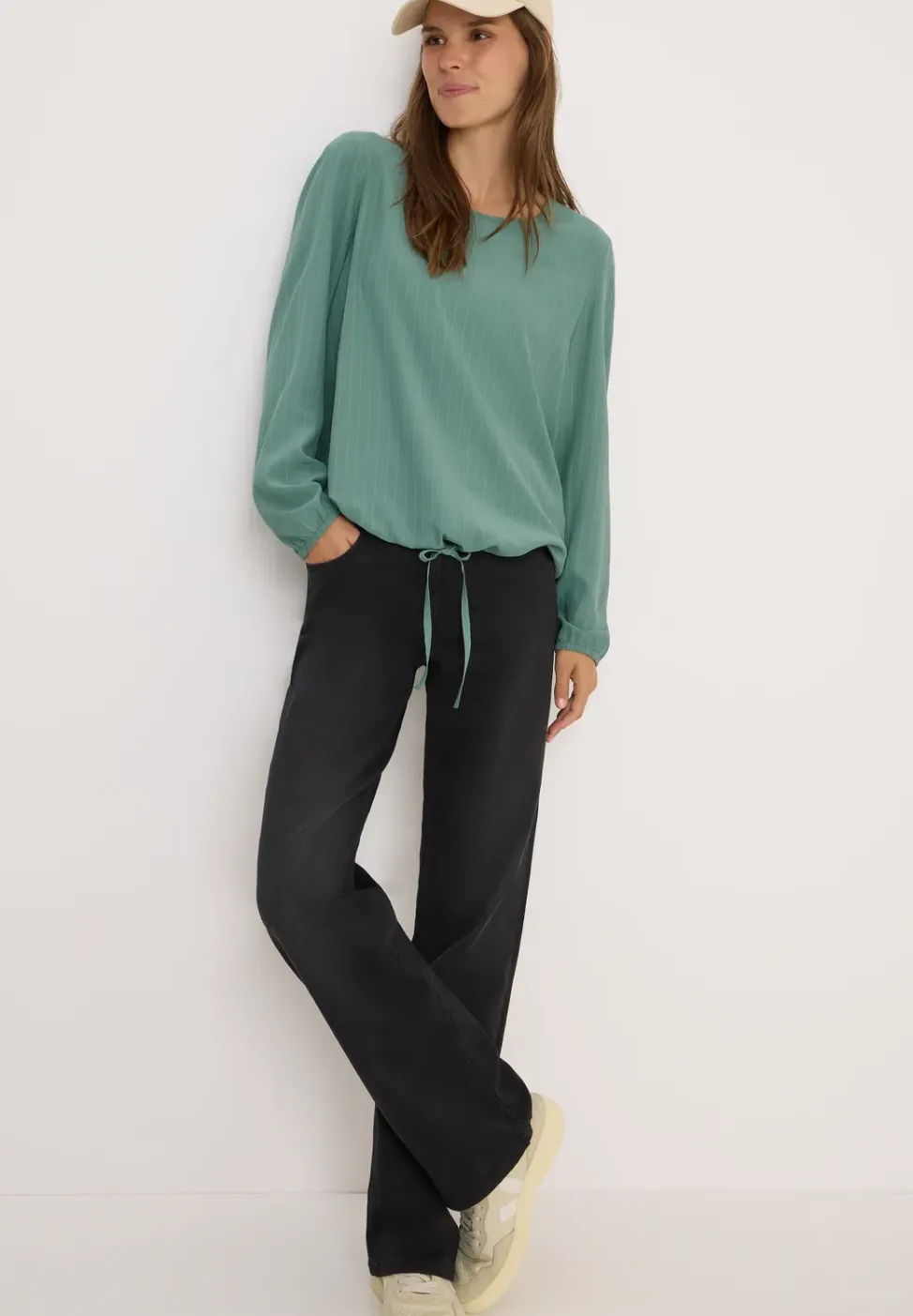 Blouse avec cordon de serrage