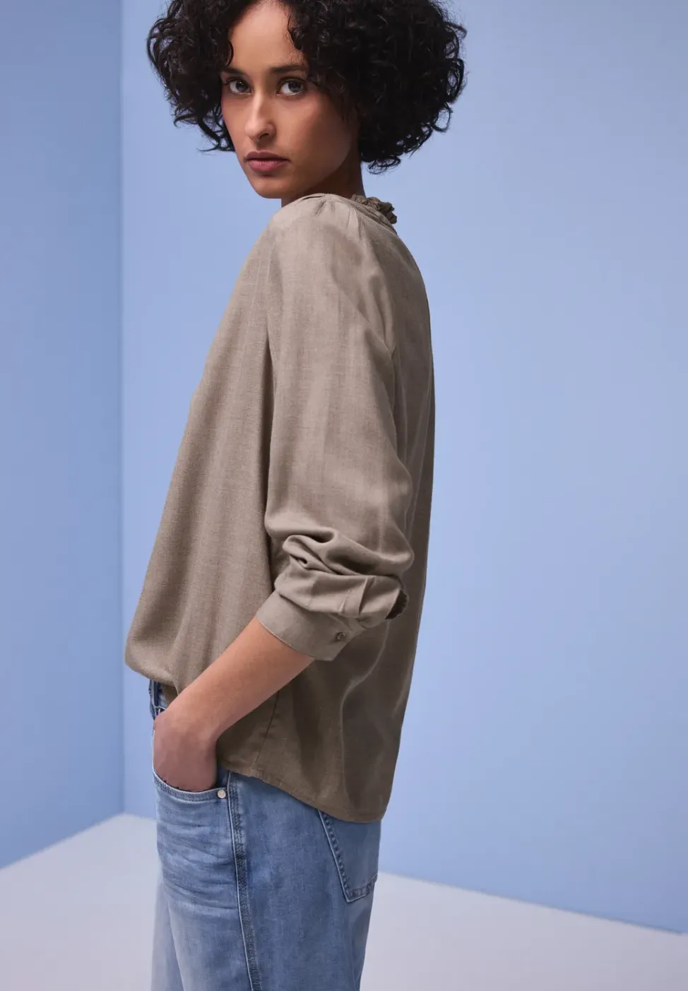 Blouse avec détail de ruches