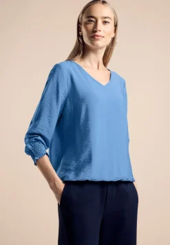 Blouse avec détail smocké