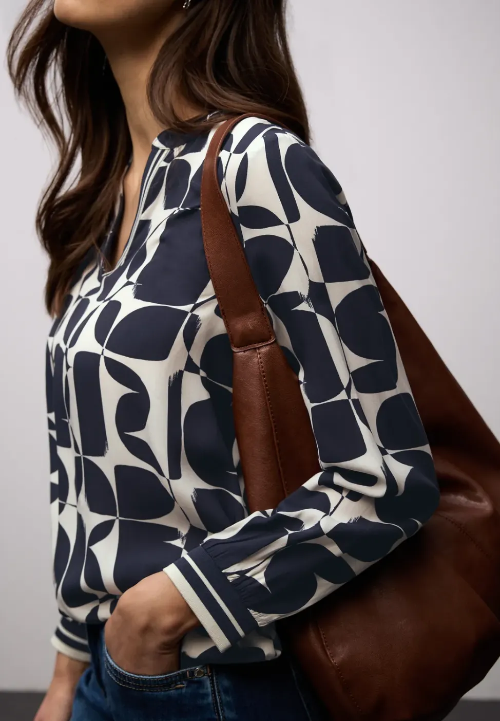 Blouse avec détails en tape