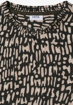 Blouse avec encolure smockée
