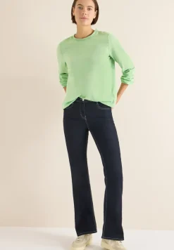 Blouse avec encolure smockée