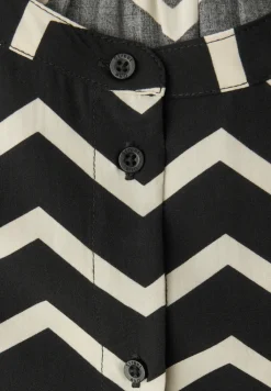 Blouse avec motif en zigzag