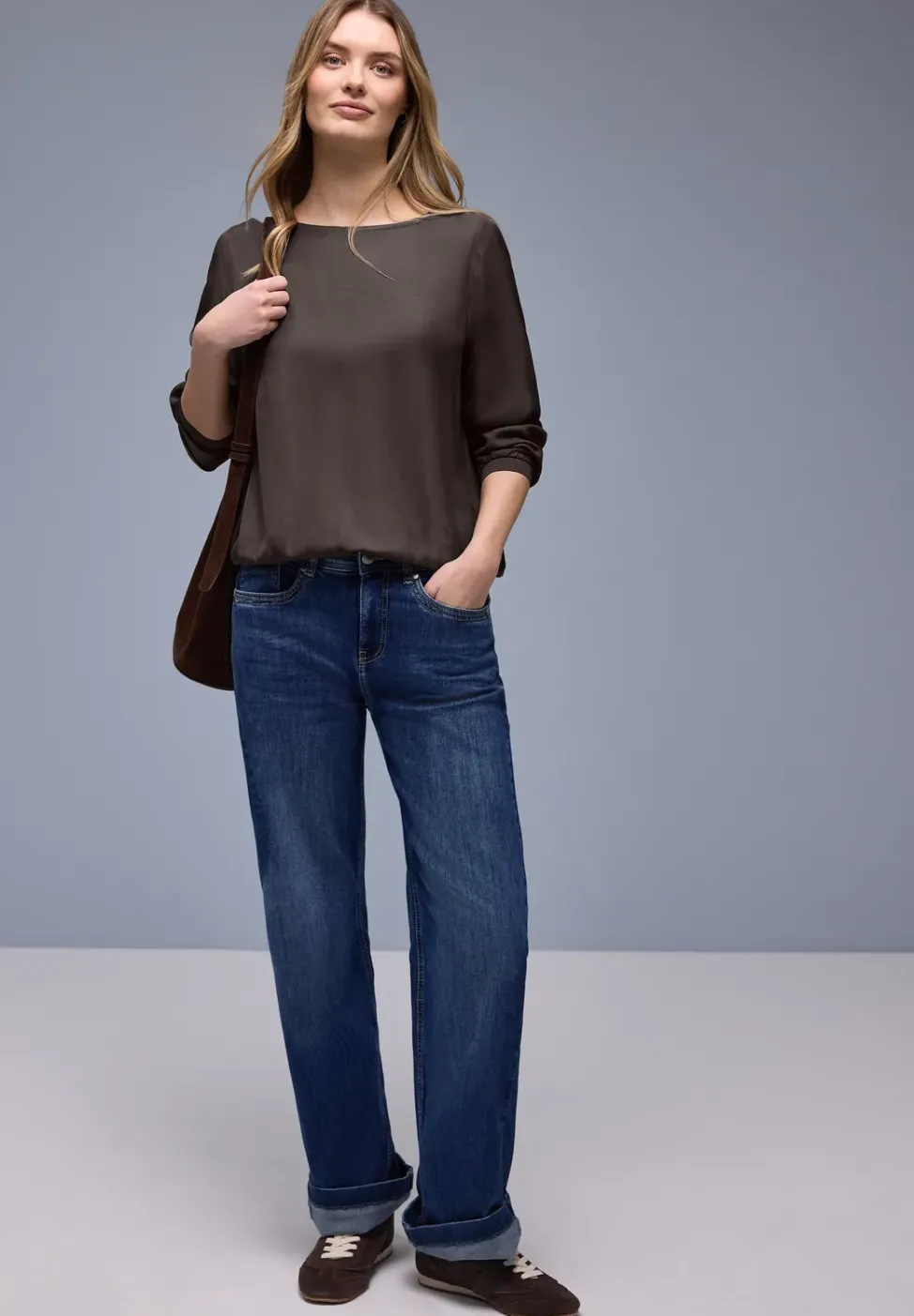 Blouse avec ourlet élastique