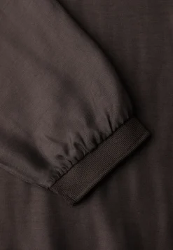 Blouse avec ourlet élastique