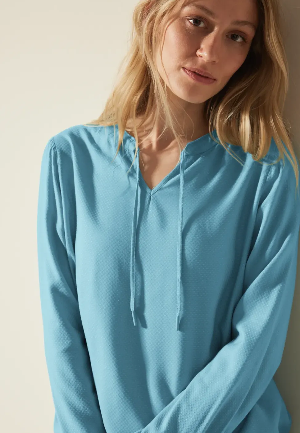 Blouse avec ourlet élastique
