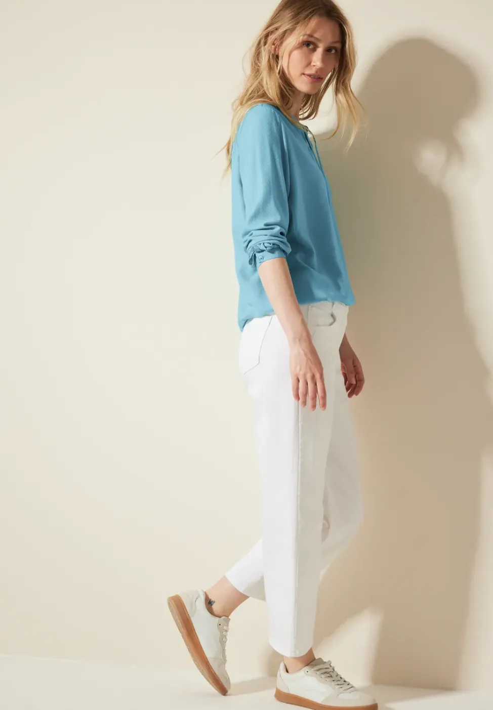 Blouse avec ourlet élastique