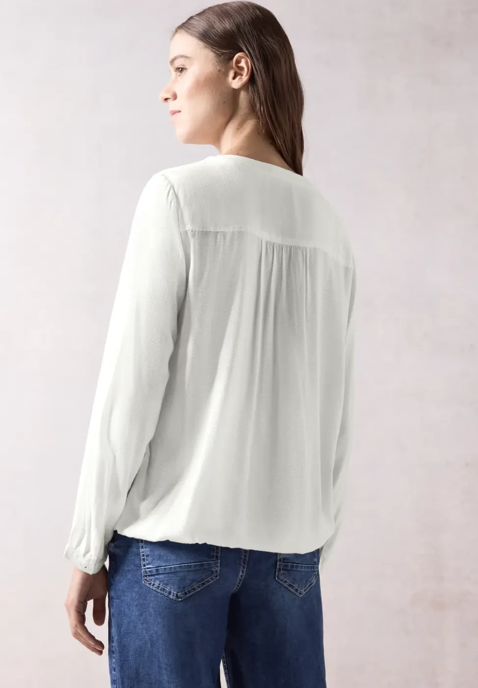 Blouse avec ourlet élastique